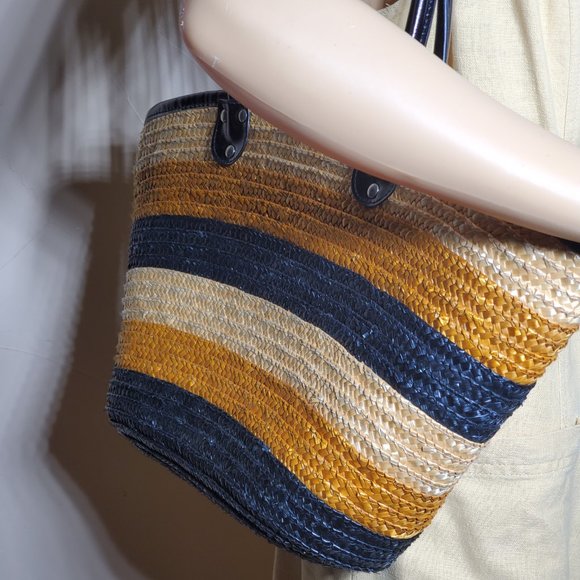 White Stag Woven Straw Mid-Century Beach Style Handbag - Picture 5 of 6